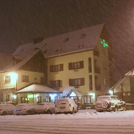 Hotel Edelweiss Arties Extérieur photo