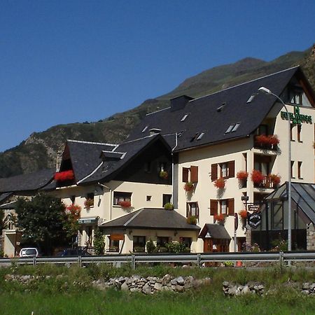 Hotel Edelweiss Arties Extérieur photo