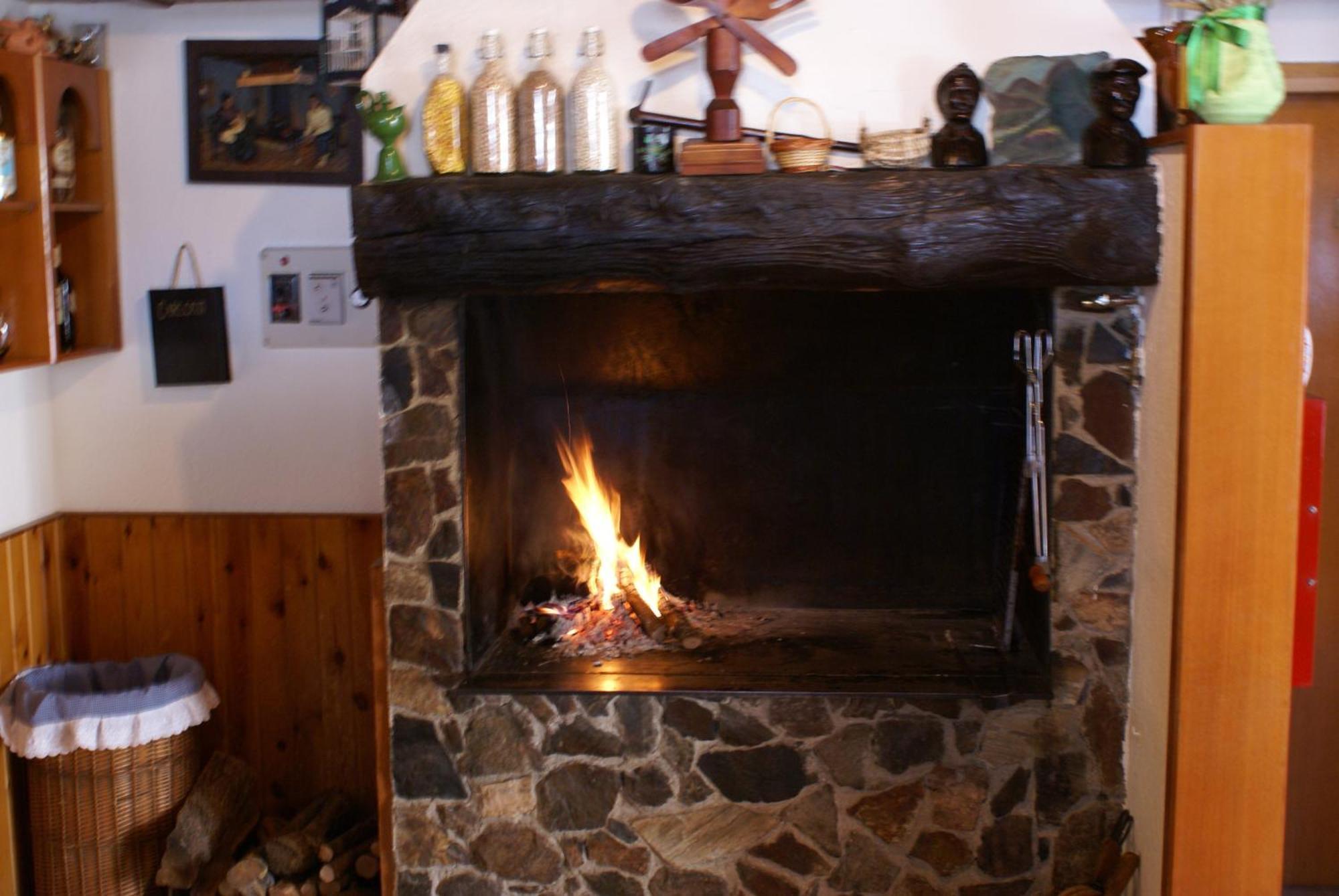 Hotel Edelweiss Arties Extérieur photo